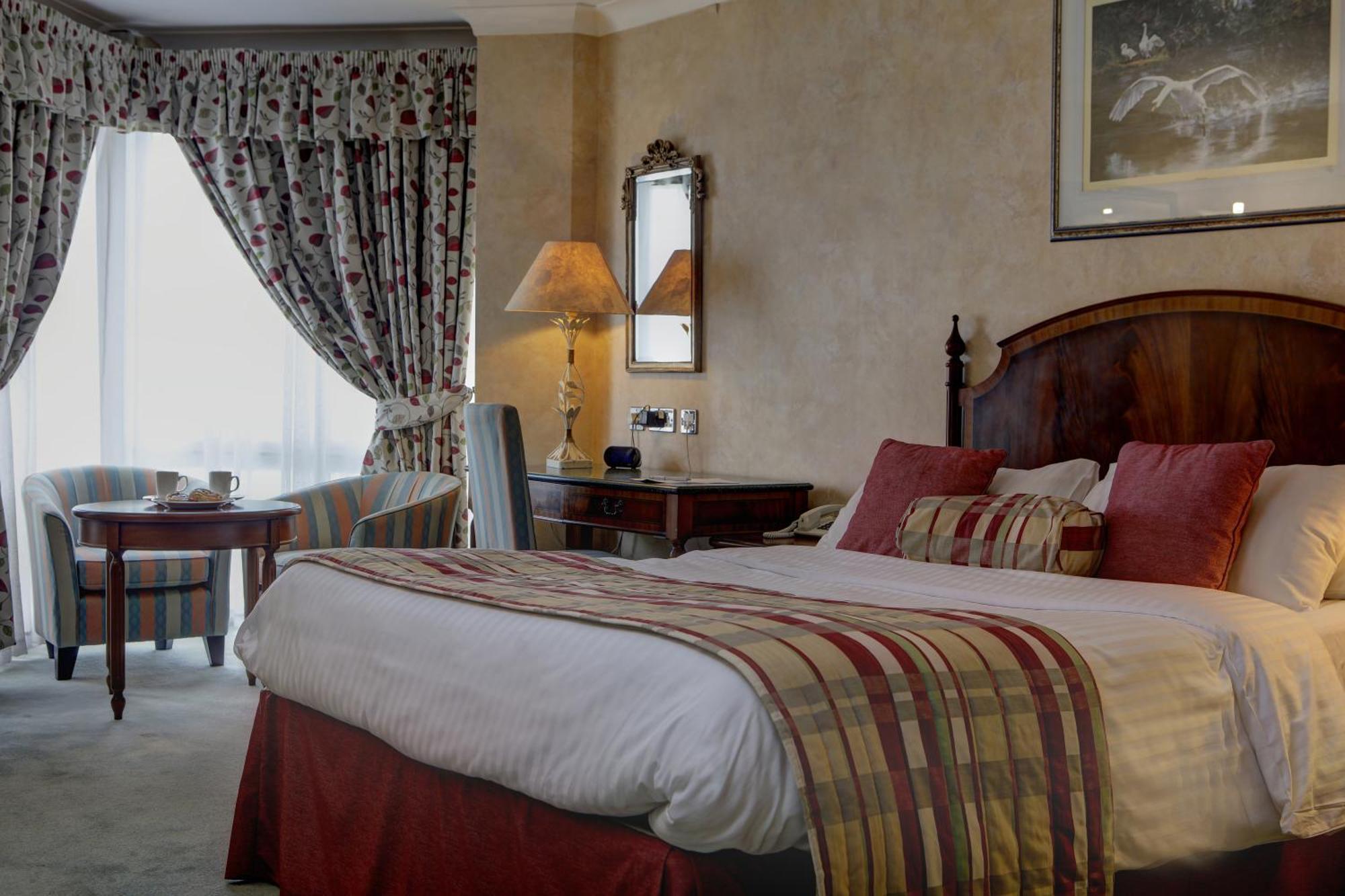 Swindon Blunsdon House Hotel, BW Premier Collection エクステリア 写真