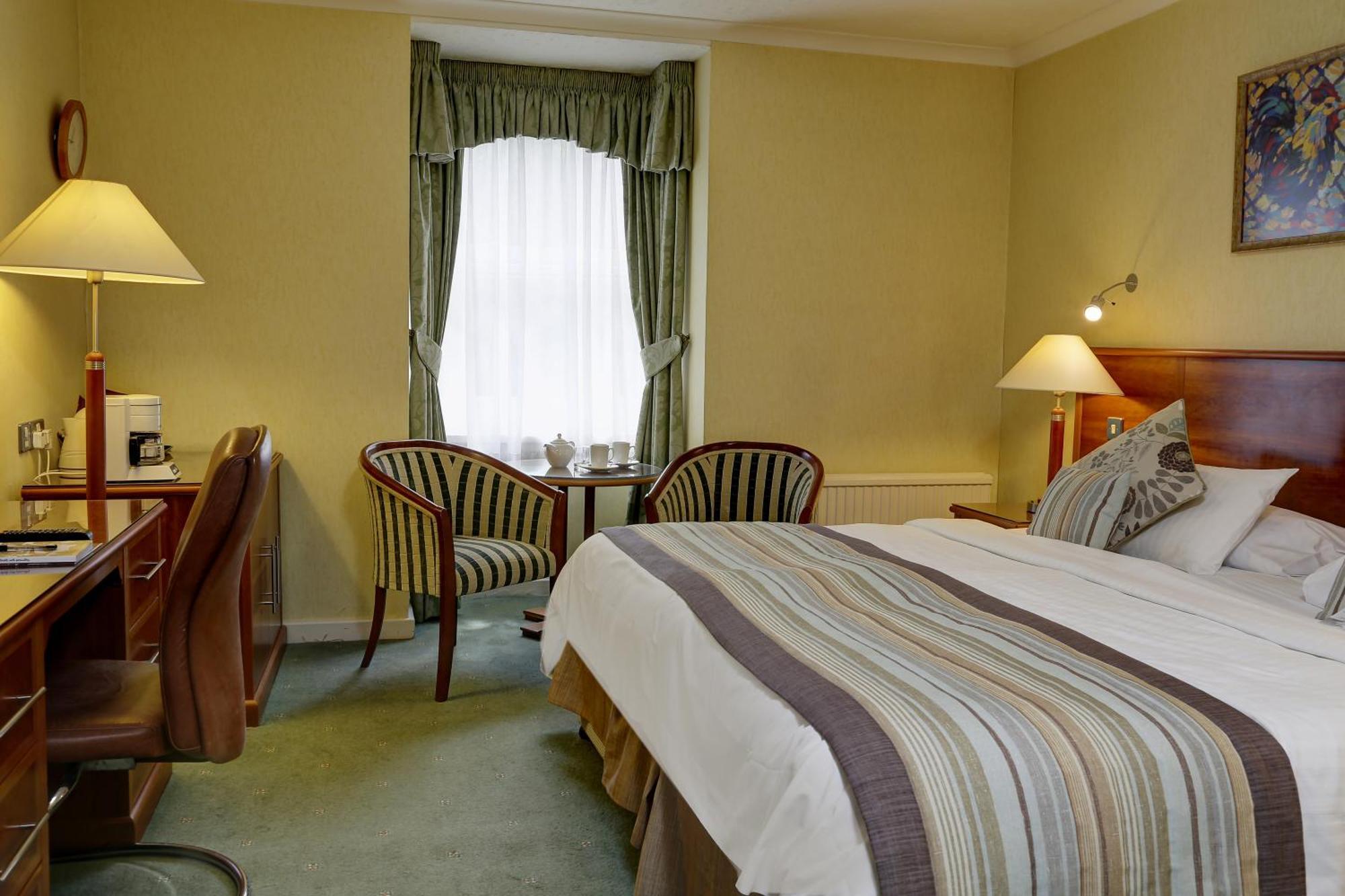 Swindon Blunsdon House Hotel, BW Premier Collection エクステリア 写真