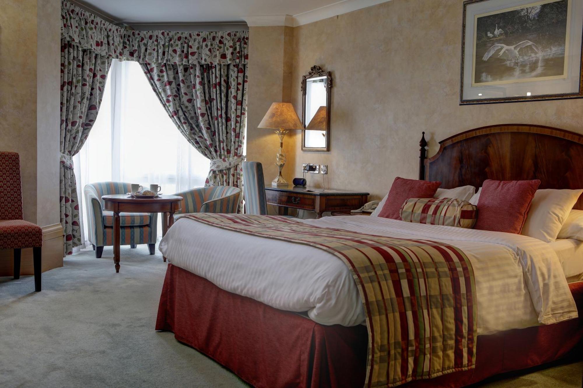 Swindon Blunsdon House Hotel, BW Premier Collection エクステリア 写真