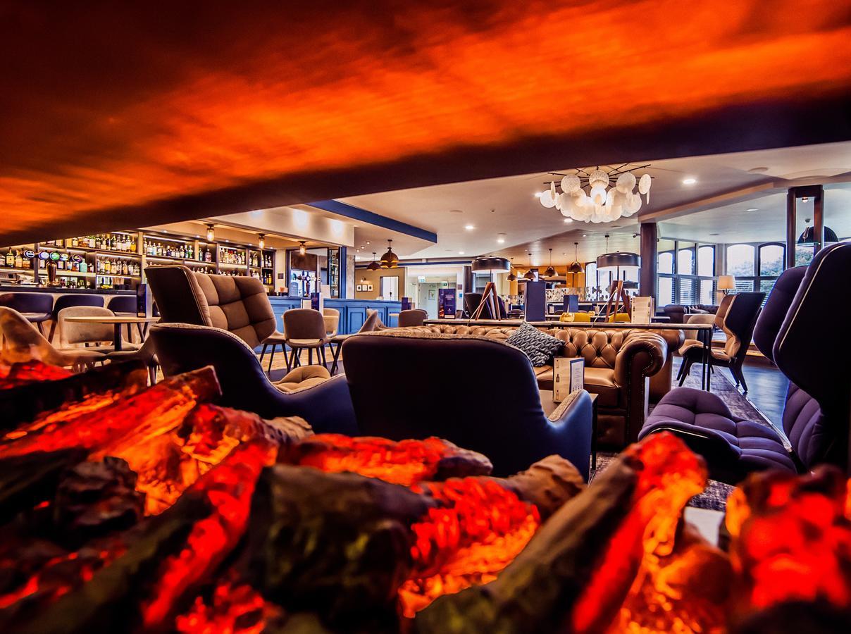 Swindon Blunsdon House Hotel, BW Premier Collection エクステリア 写真